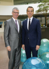 From left to right: Borealis CEO Mark Garrett with Austrian Chancellor Christian Kern at Borealis Innovation Headquarters in Linz, Austria.